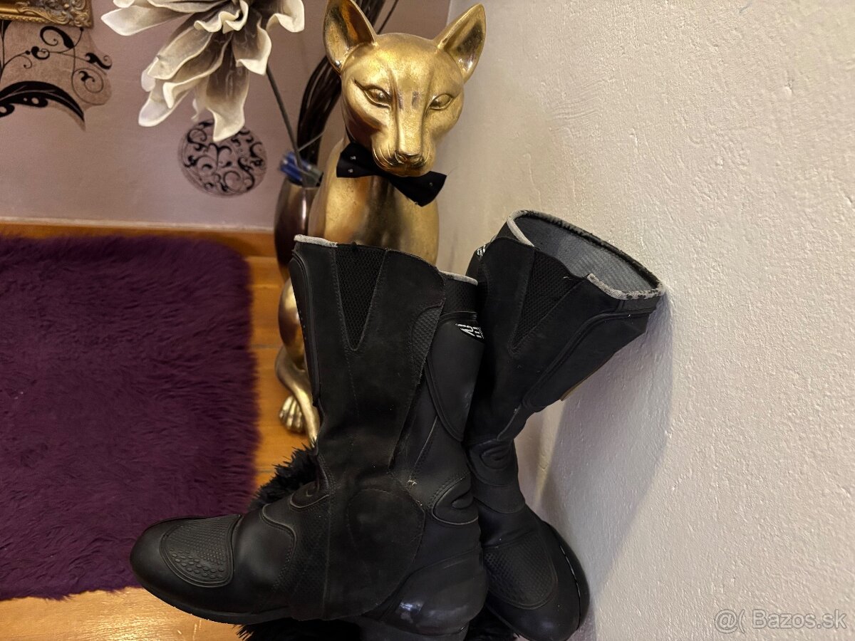 Scorpion,Lazer,Schuberth - 8