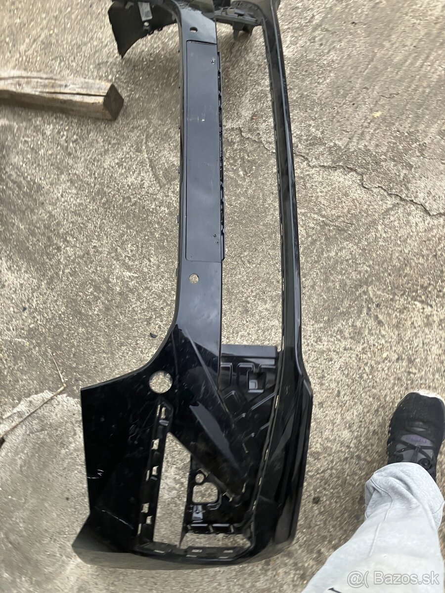 predni naraznik skoda scala cerny - 8
