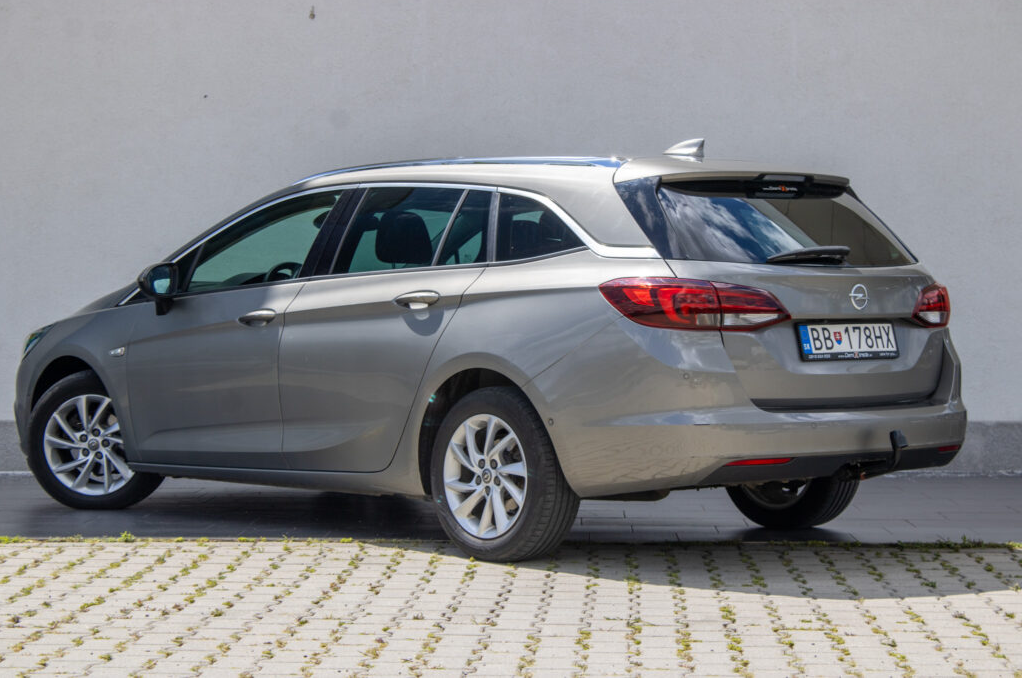 PREDAJ OPEL ASTRA ST 2017 1.6 CDTI 81kW Innovation - 8