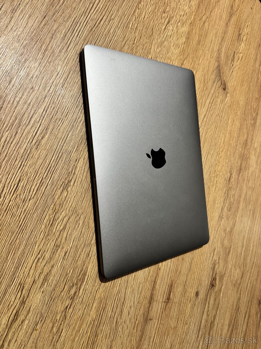 MacBook Pro 13” (2019) - Intel i7-2,8 GHz/16 GB/512GB - 8