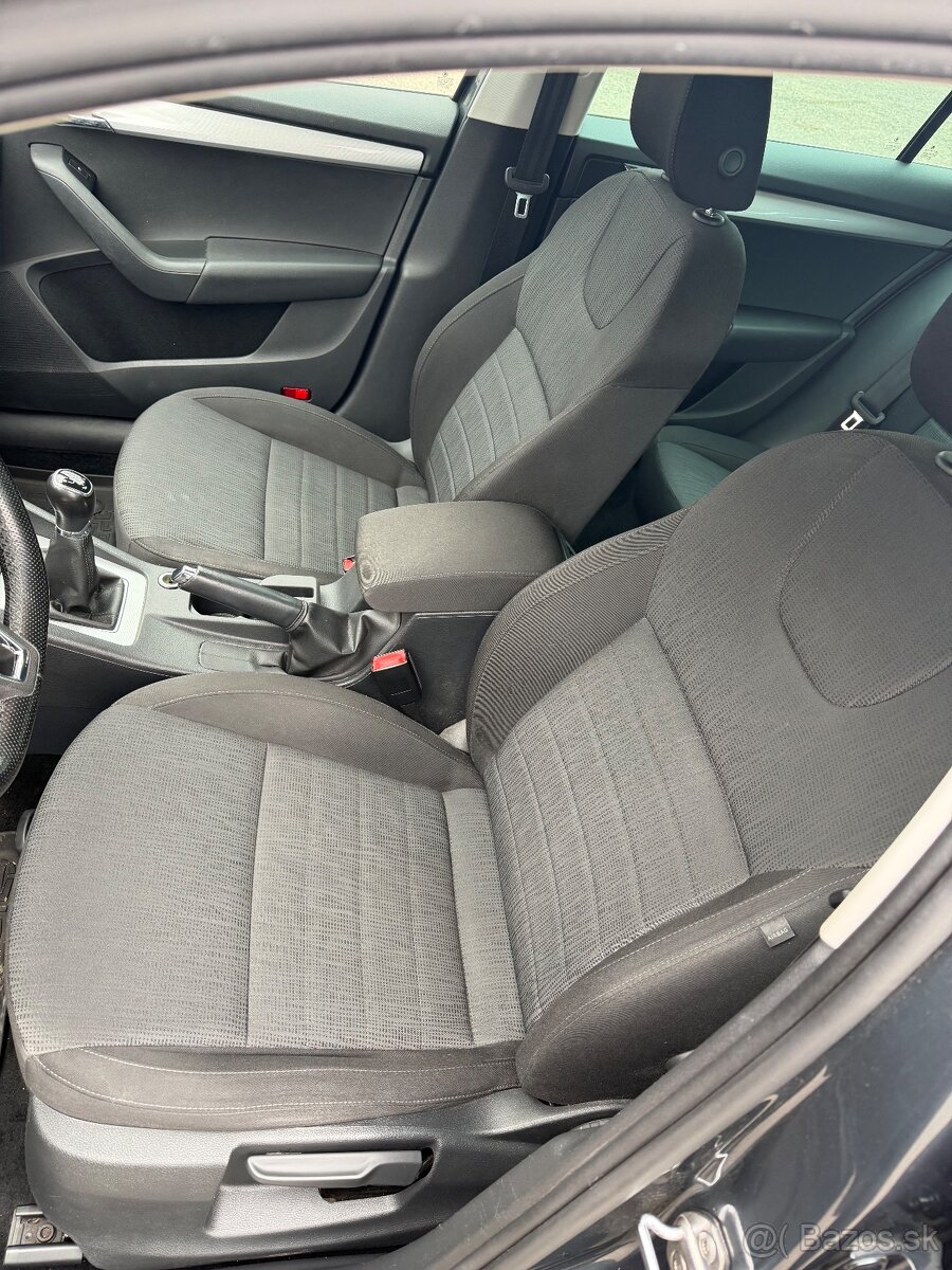 Škoda octavia 1.4tsi Combi - 8
