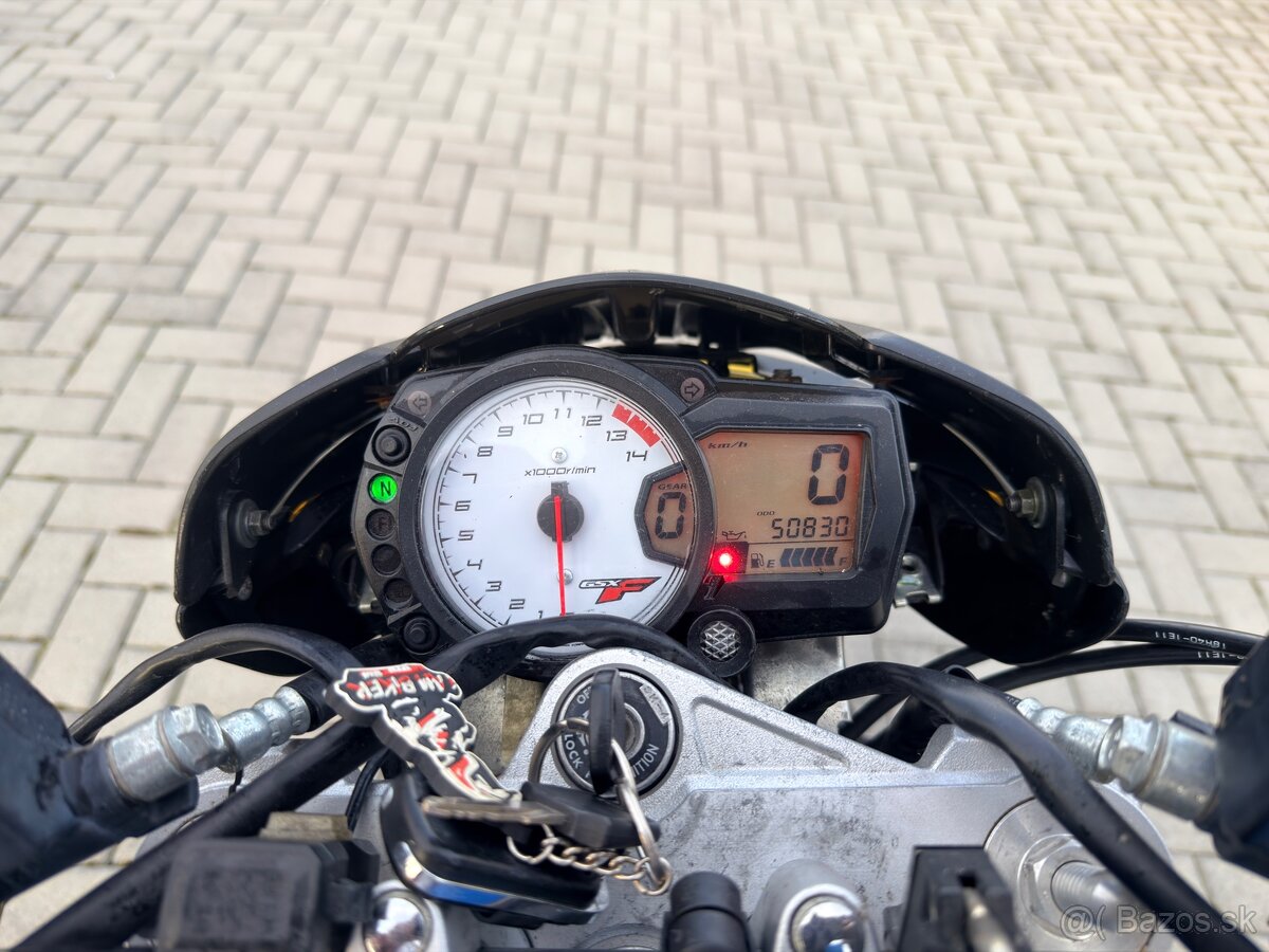 Suzuki gsx 650F - 8