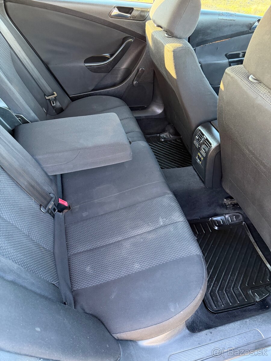 Volkswagen Passat B6 - 8