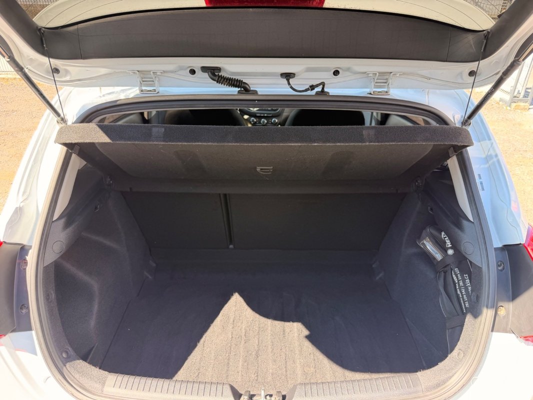 Kia Cee´d 1.6 CRDi VGT Gold - 8