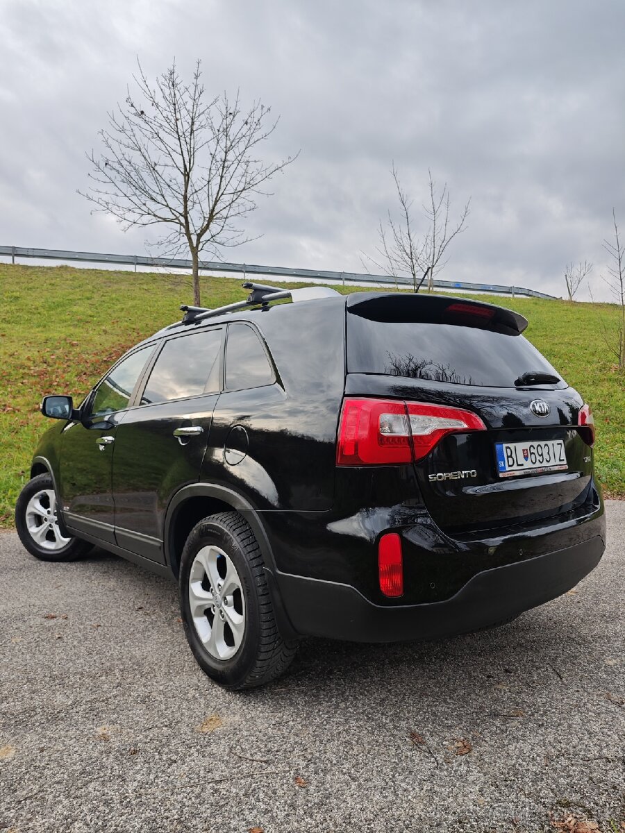Sorento 2.2 CRDi 4WD, Slovenské, pravidelný servis, Nová STK - 8