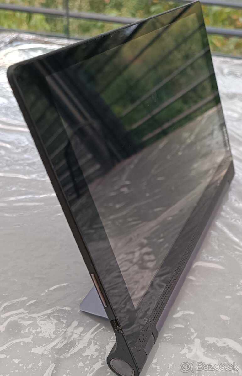 Tablet Lenovo Yoga Tab / 16GB / Wifi / 2GB RAM / 10" - 8