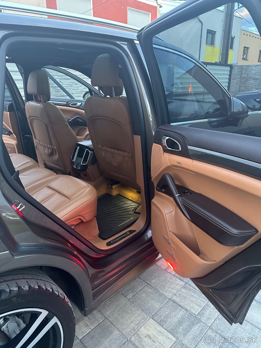 Porsche Cayenne S 4.2 diesel V8 GTS - 8