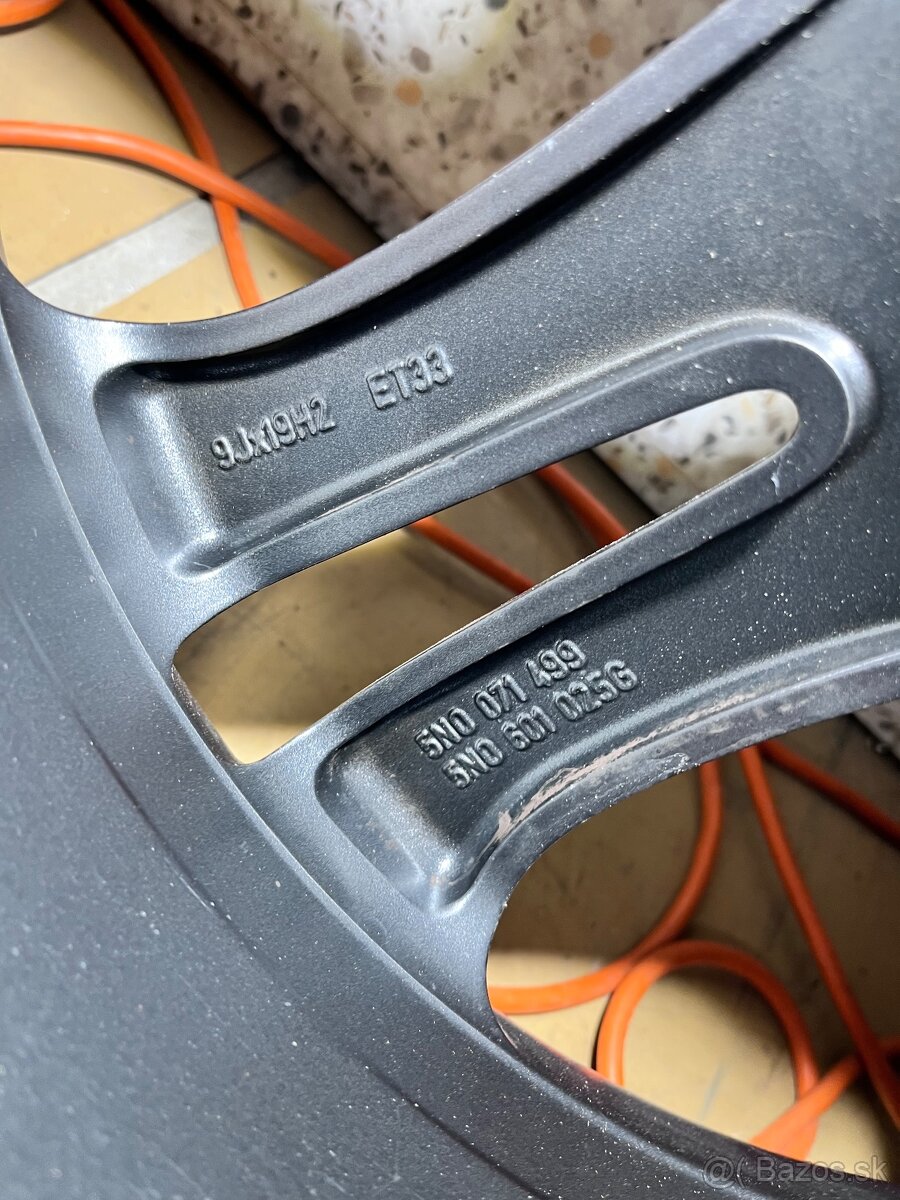 Elektróny SAVANAH R19 5X112 - 8