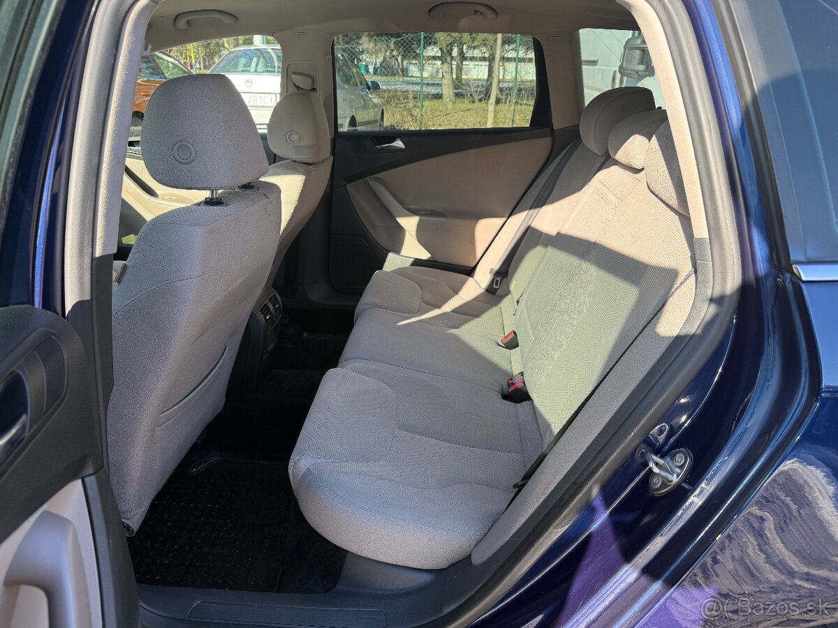 Volkswagen passat b6 2.0tdi CR - 8