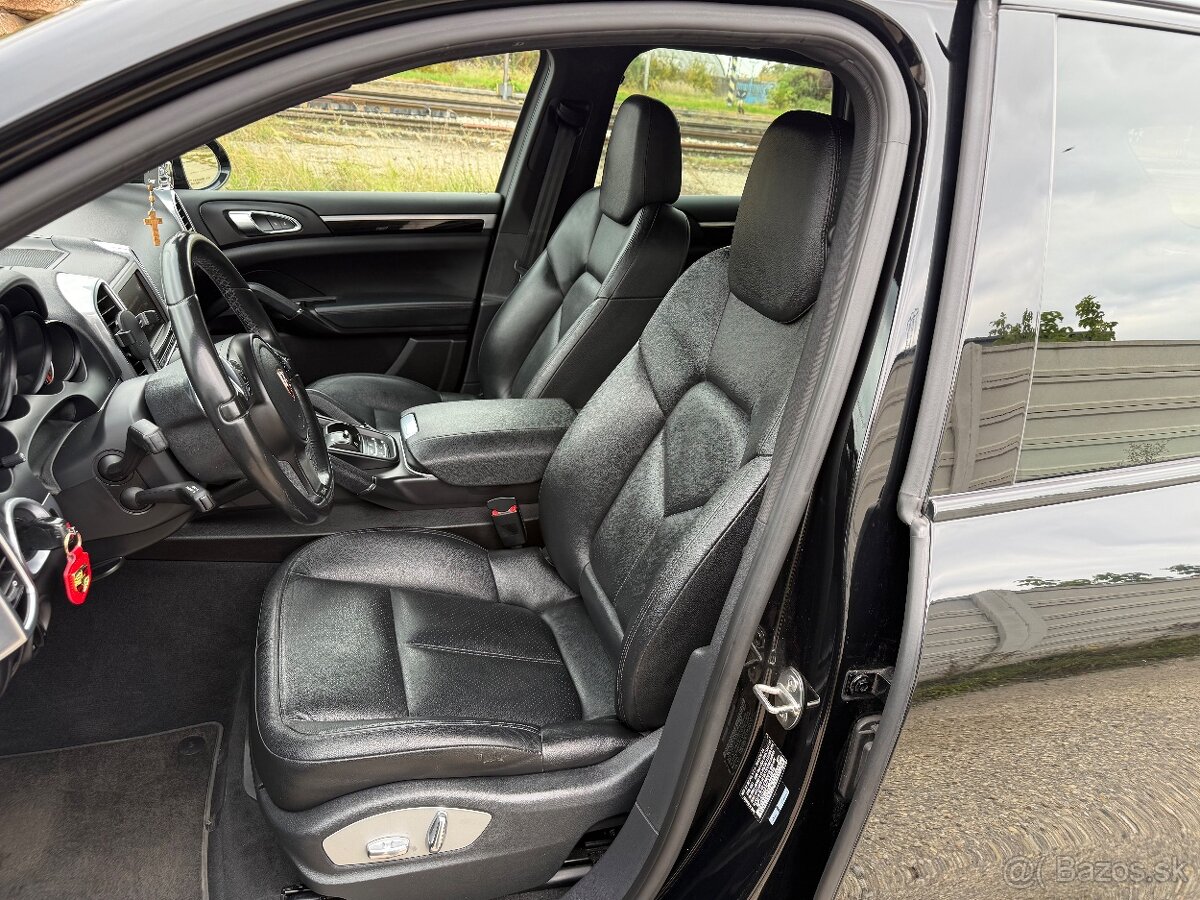 Porsche Cayenne S - 8