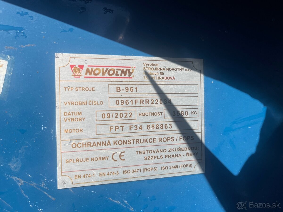 Šmykom riadený nakladač Novotný - 8