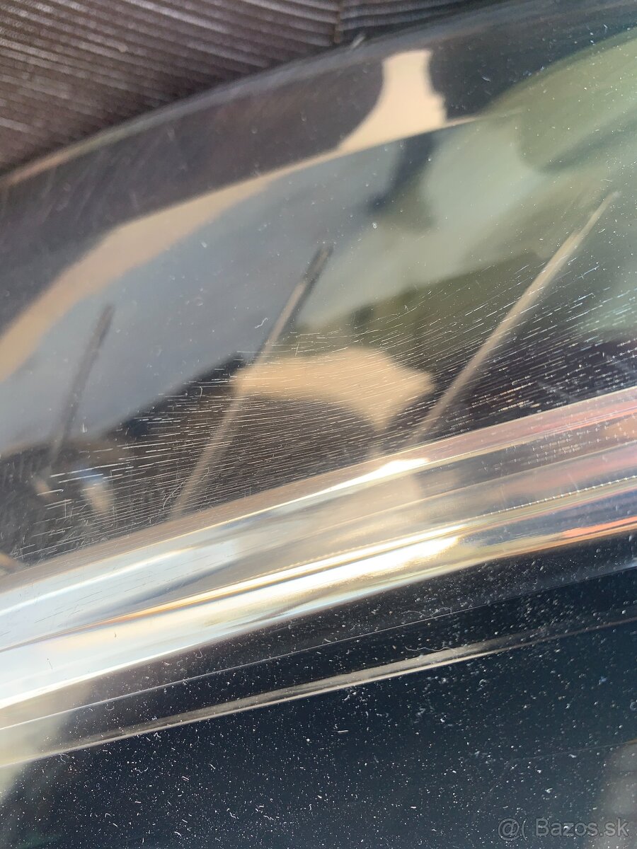 predni led svetlo xenon skoda scala leve levy - 8