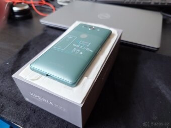 Prodam sbirku chytrych telefonu Sony Xperia - 8