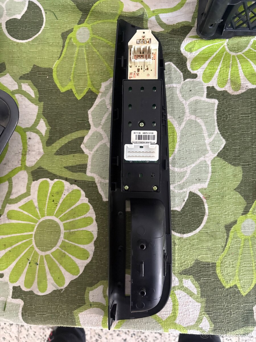 Predàm panel na ovladanie okien - 8