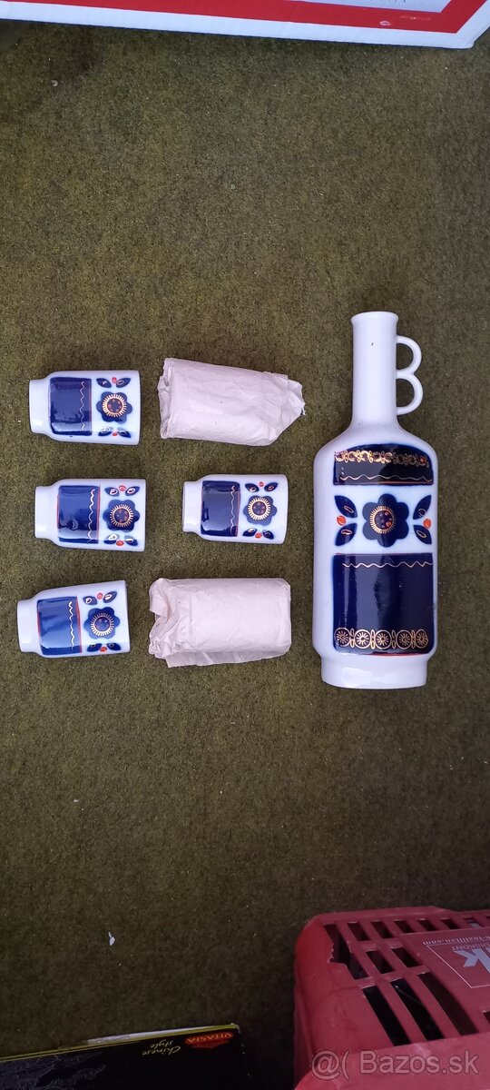 Poháriky s ornamentom a fľašou asi z Bulharska - 8