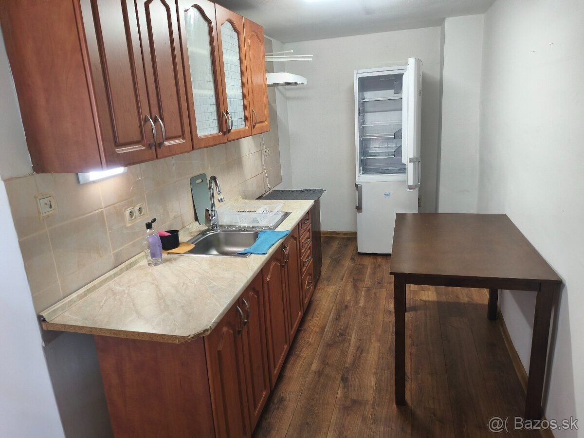 RD Černova, A.Hlinku51, Majitel - 8