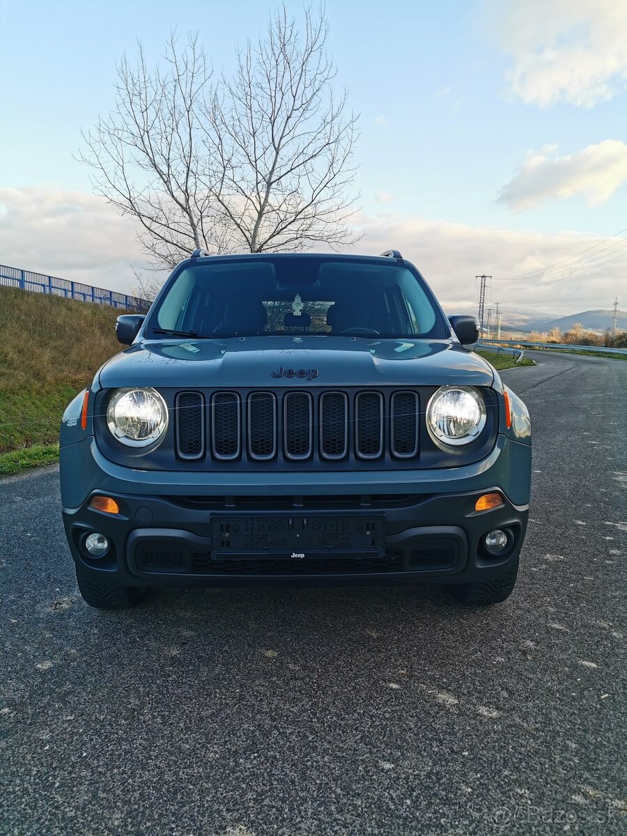 JEEP RENEGADE TRAILHAWK - 8