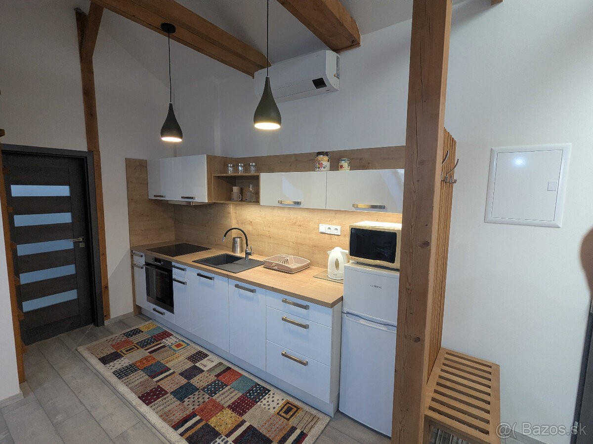 Štýlový, novorekonštruovaný 2-izbový blízko Centra - 8