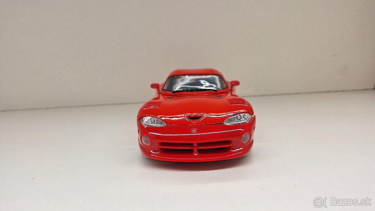 1:18 DODGE VIPER GTS / GT2 - 8
