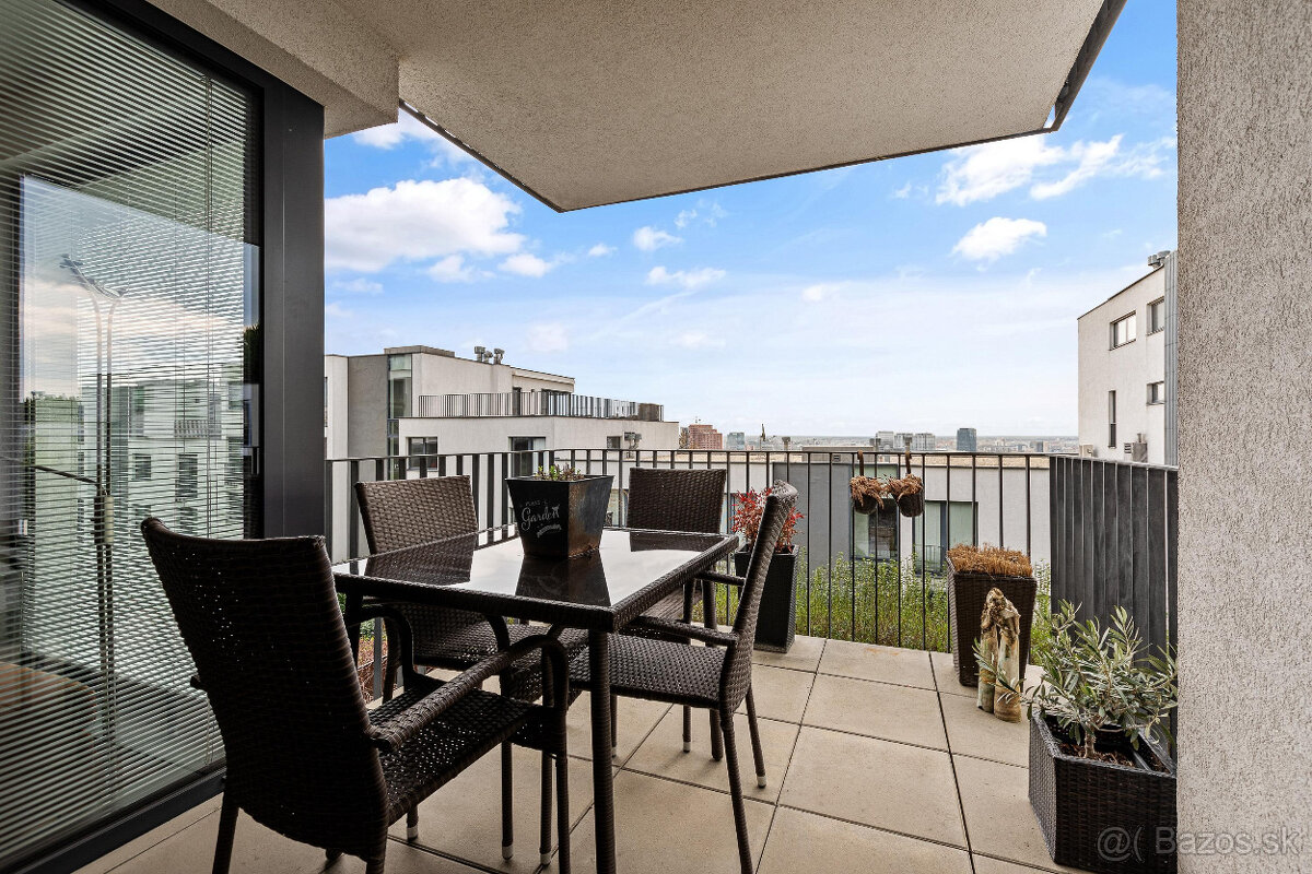 Moderný 3-izbový byt s predzáhradkou a terasou - 8