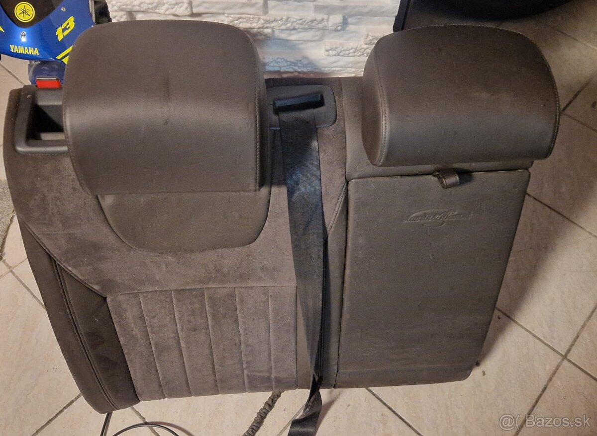 Sedačky LAURIN & KLEMENT OCTAVIA III - 8