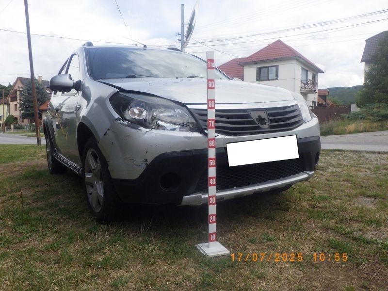 Dacia Sandero 1.6i, 64kW - 8