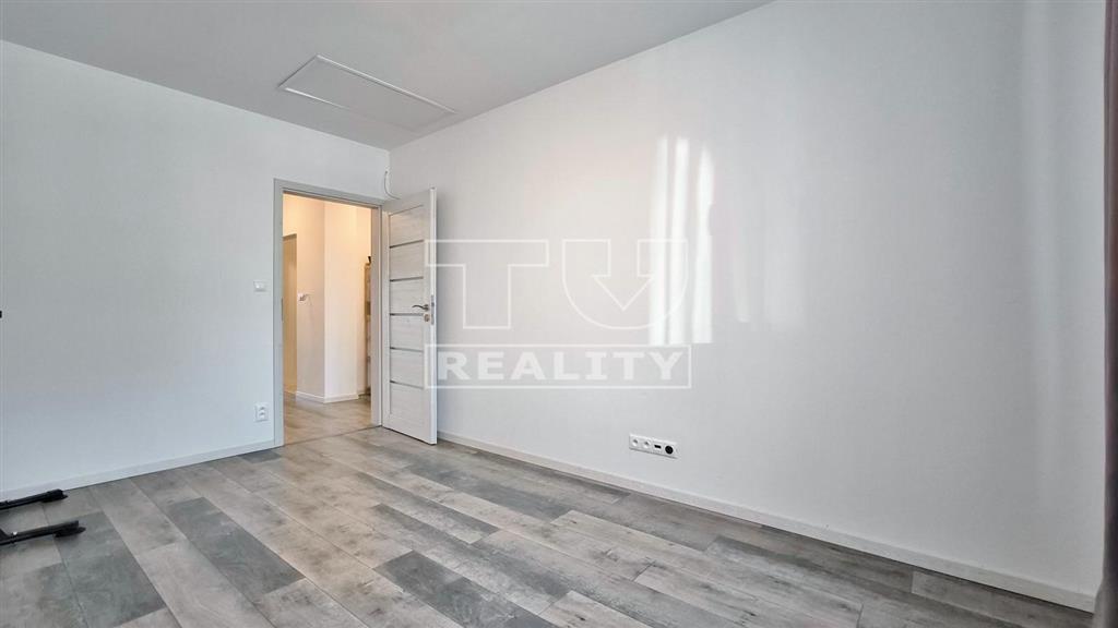 Moderný 4i dom s dvomi kúpeľňami, šatníkom a záhradou –... - 8