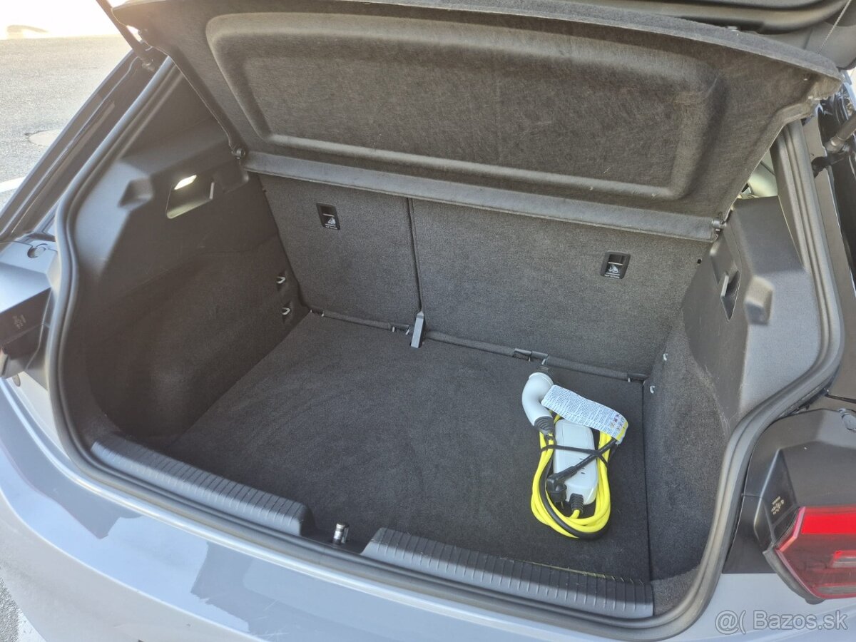 Volkswagen ID.3 PRO PERFORMANCE - 8