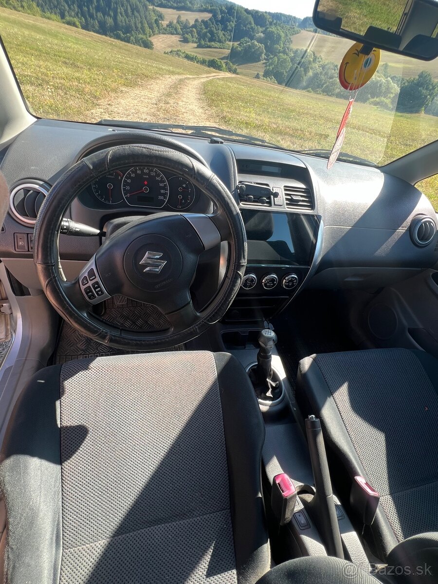 Predám Suzuki SX4 4x4 - 8