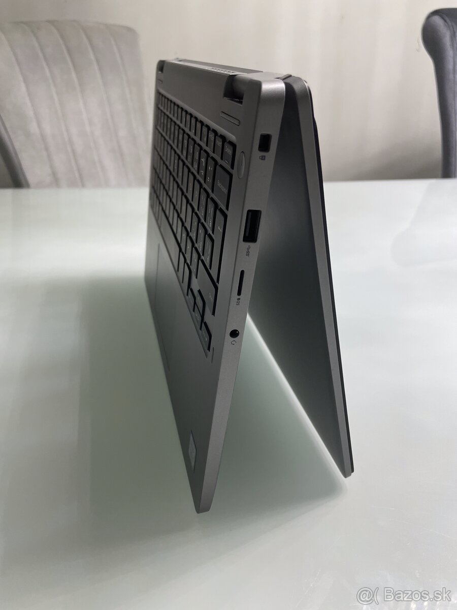 Rezervovany - Dell Latitude 3310 i5 / 8GB / 256GB SSD - 8