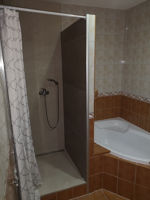 Prenajom 3 izbový byt - Hlohovec - 8