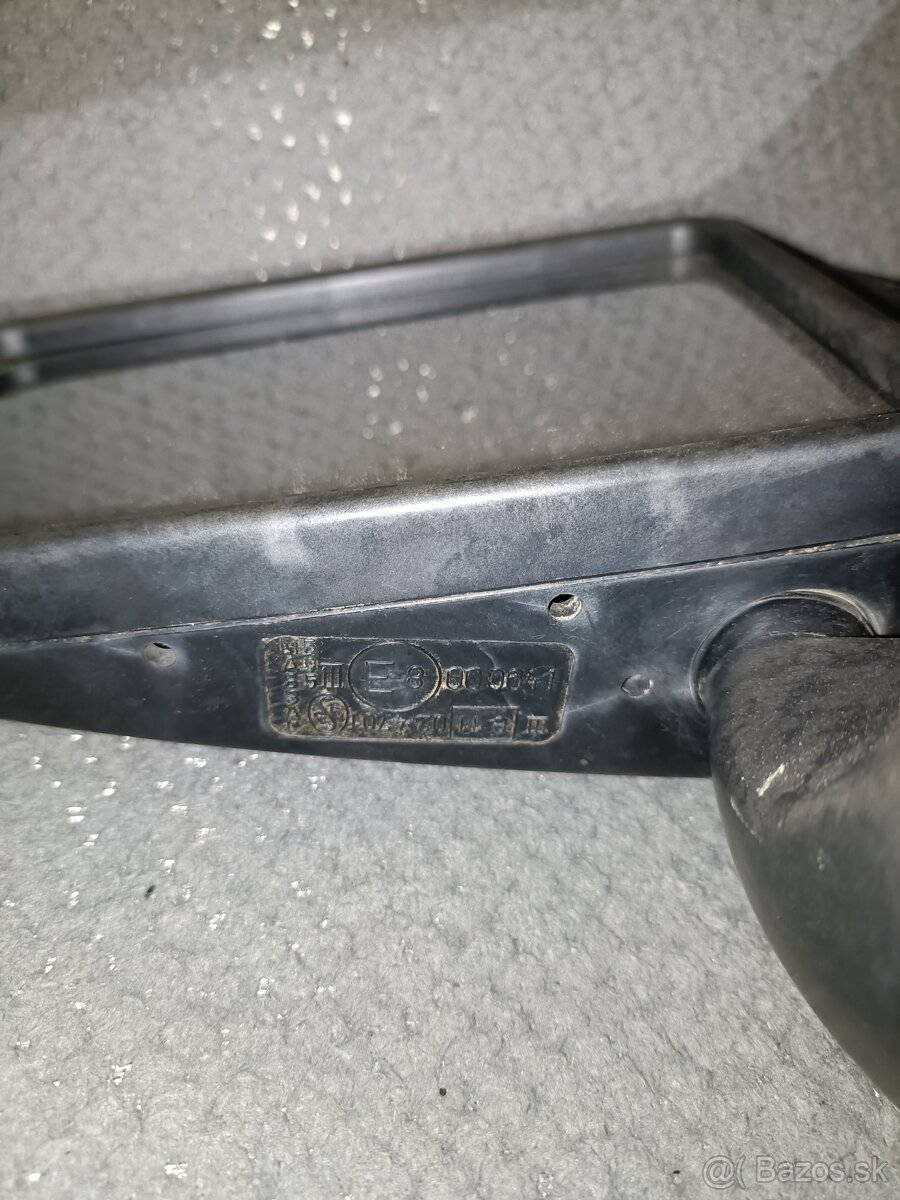 Staré spätné zrkadlá škoda 105,120 - 8