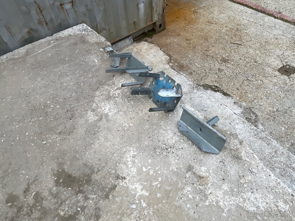 Predám stavebné stojky a hlavice - 8