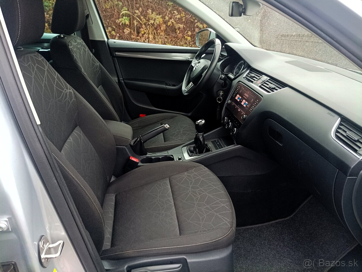 Škoda Octavia 3 Combi Facelift 2.0 TDI FULL LED MODEL 2019 - 8