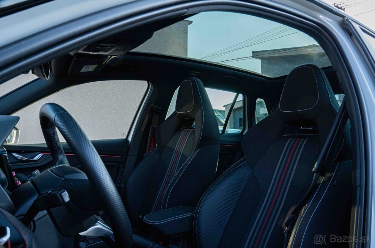 Škoda Kamiq 1.5 TSI Monte Carlo - 8