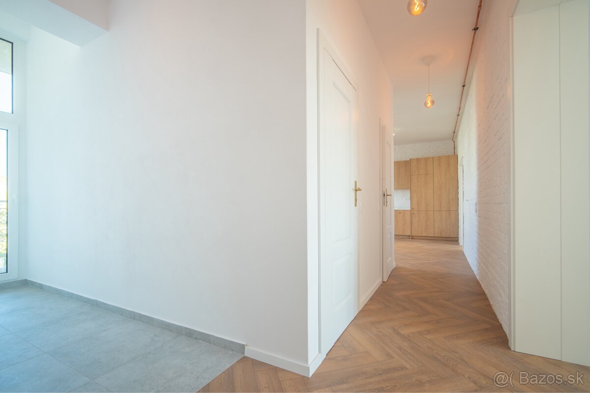 PRENÁJOM 4 izbového bytu 117m2 UL. 29. Augusta,Staré Mesto - 8