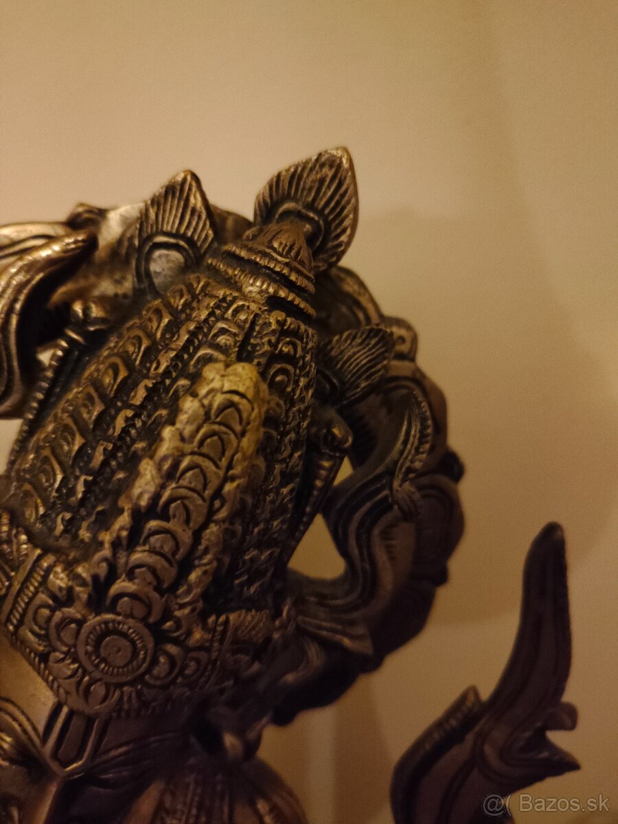 Krišna hrajúci na flautu - 8