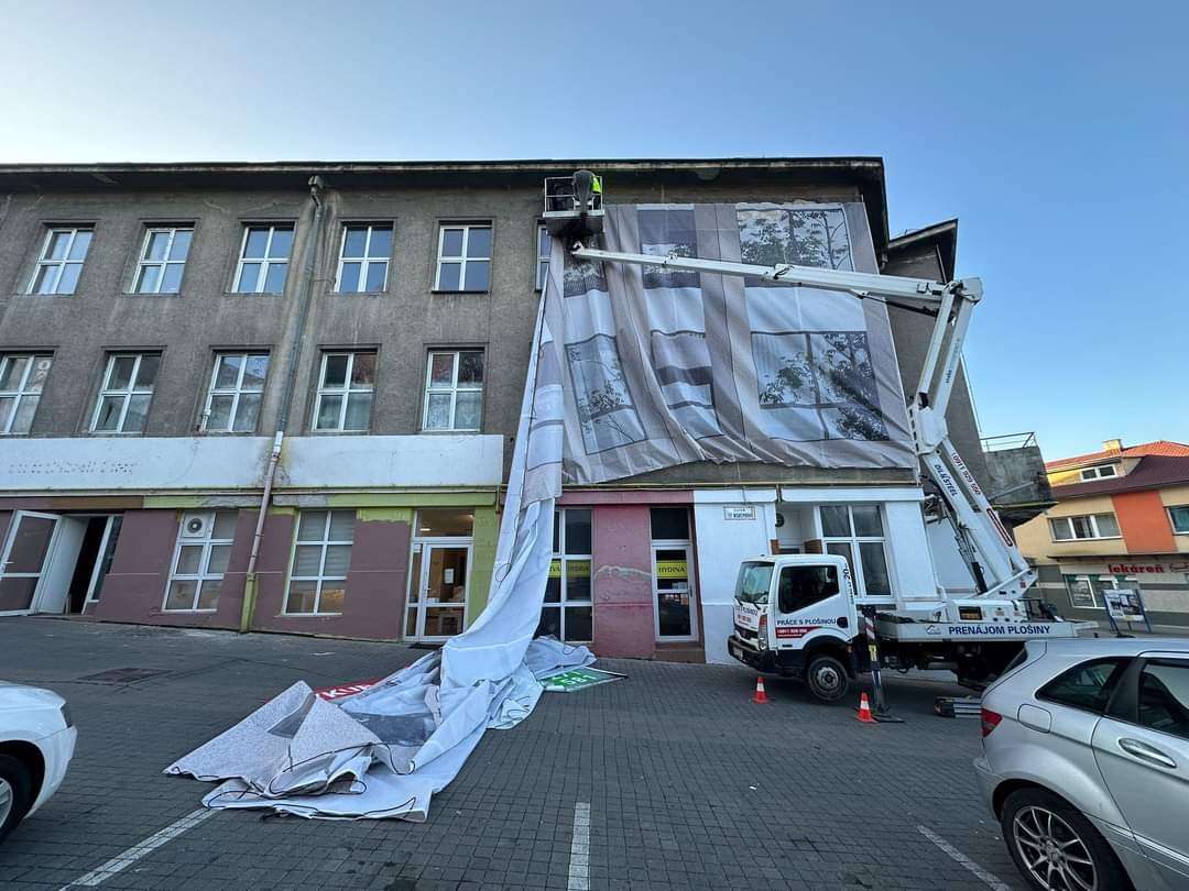 Prenájom plošiny s obsluhou - 8