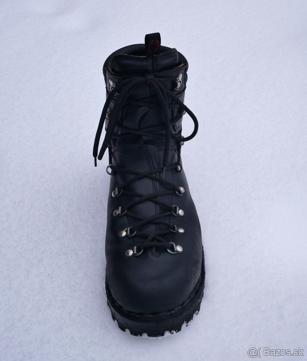 Makara - James Klasik vel. 45 - 8