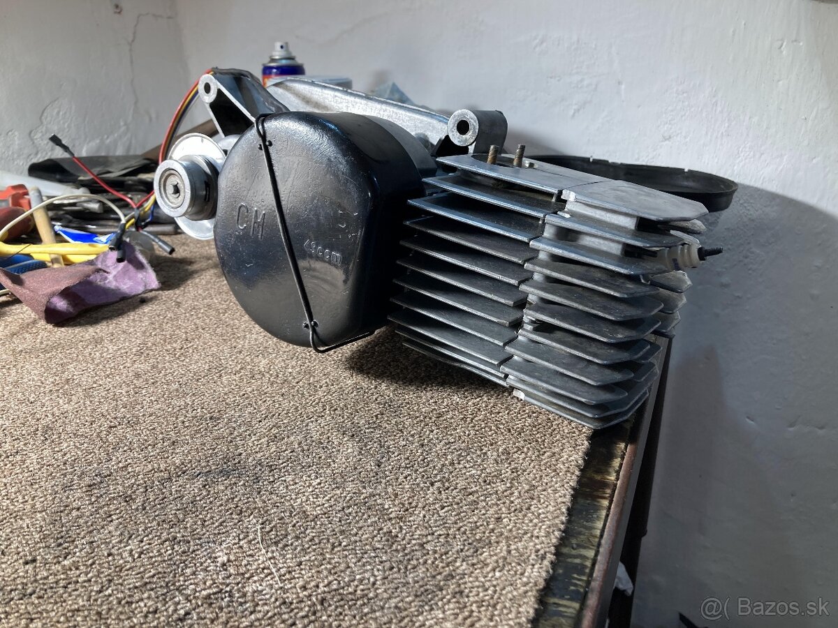 Oprava Servis JAWA 50 pionier Babetta - 8