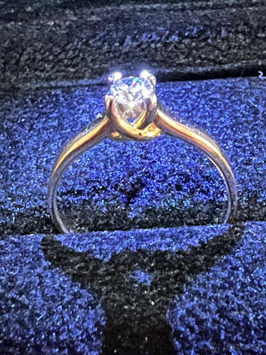 Zlatý dámsky prsteň a prstene - 8