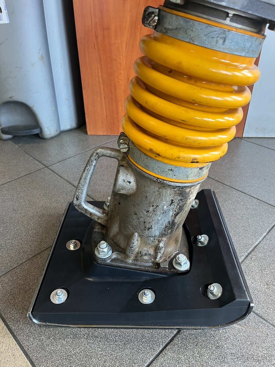 Vibracna zaba, noha, pech Bomag BT 60, Wacker Neuson Atlas - 8