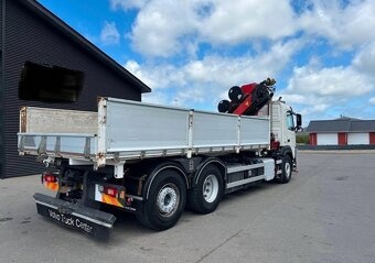 VOLVO FM Trojstranný sklápač s hydraulickou rukou EURO 6 TOP - 8