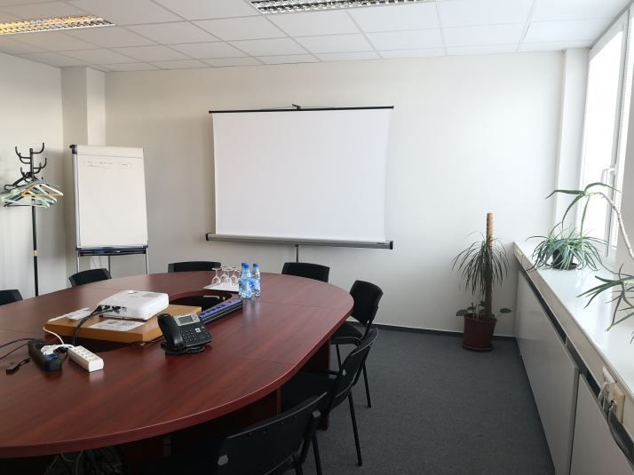 Reprezentatívne kancelárie s výhľadom na jazero, 245 m2 - 8