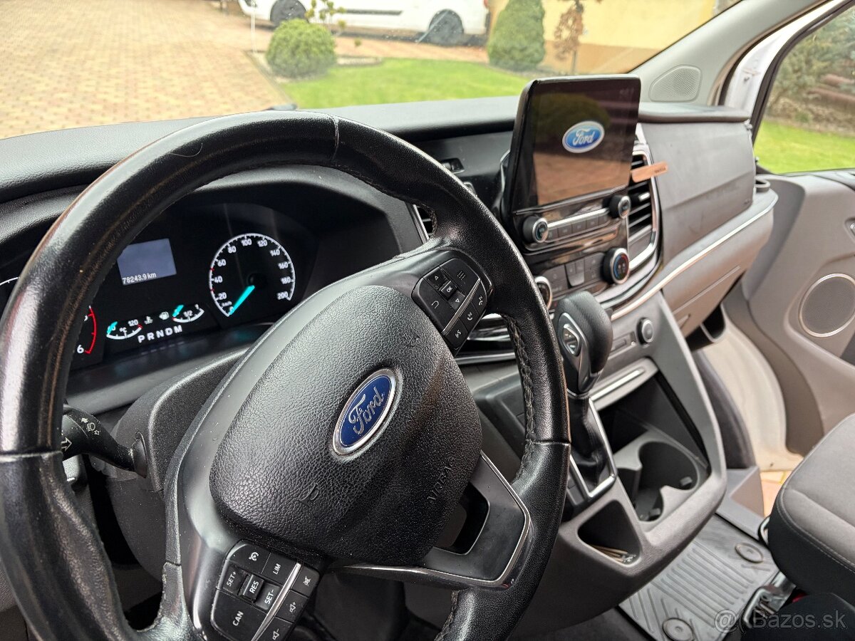 Predam Ford Tourneo Custom - 8