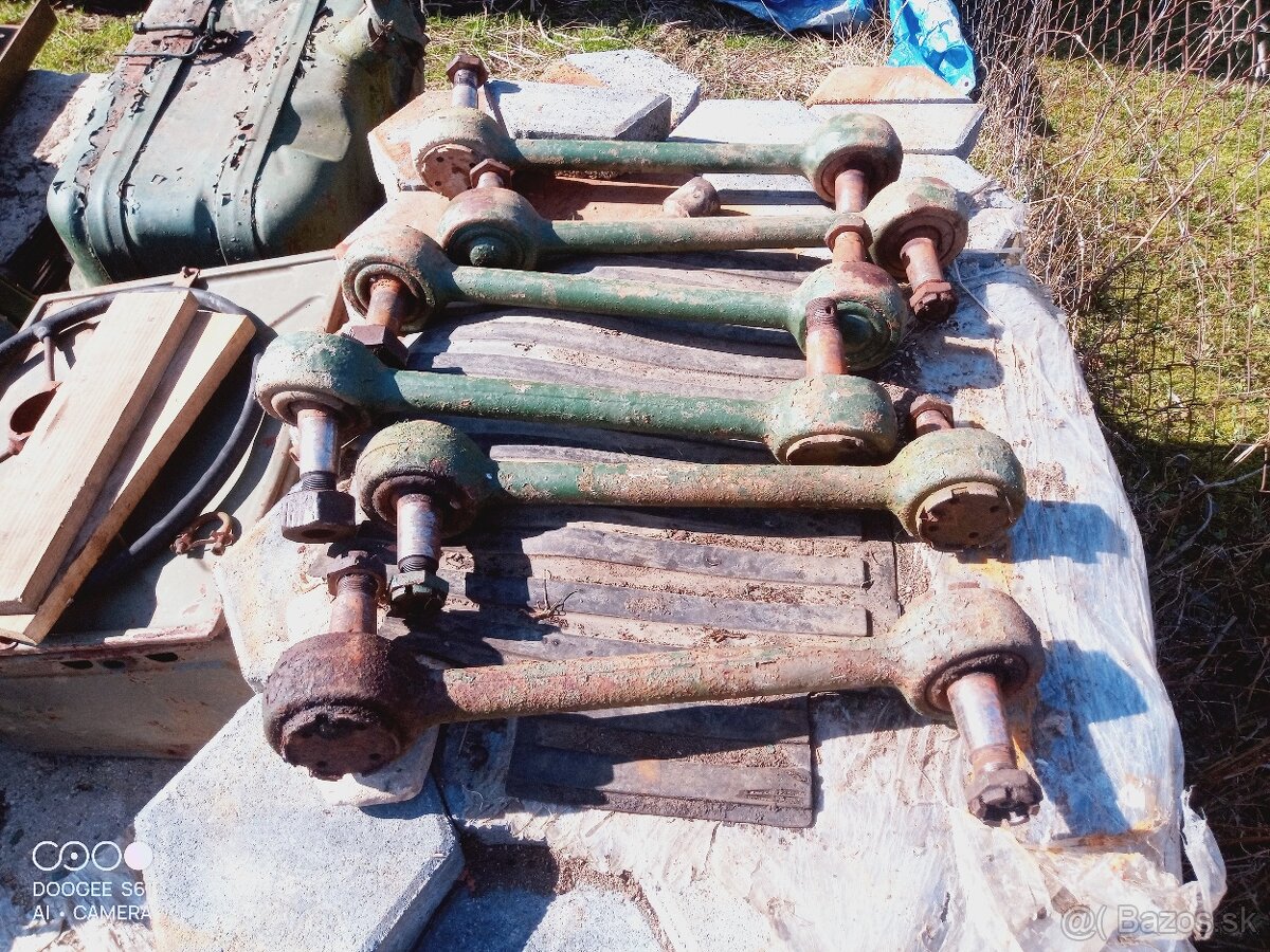 PRAGA V3S sperne tyčke Nádrž - 8