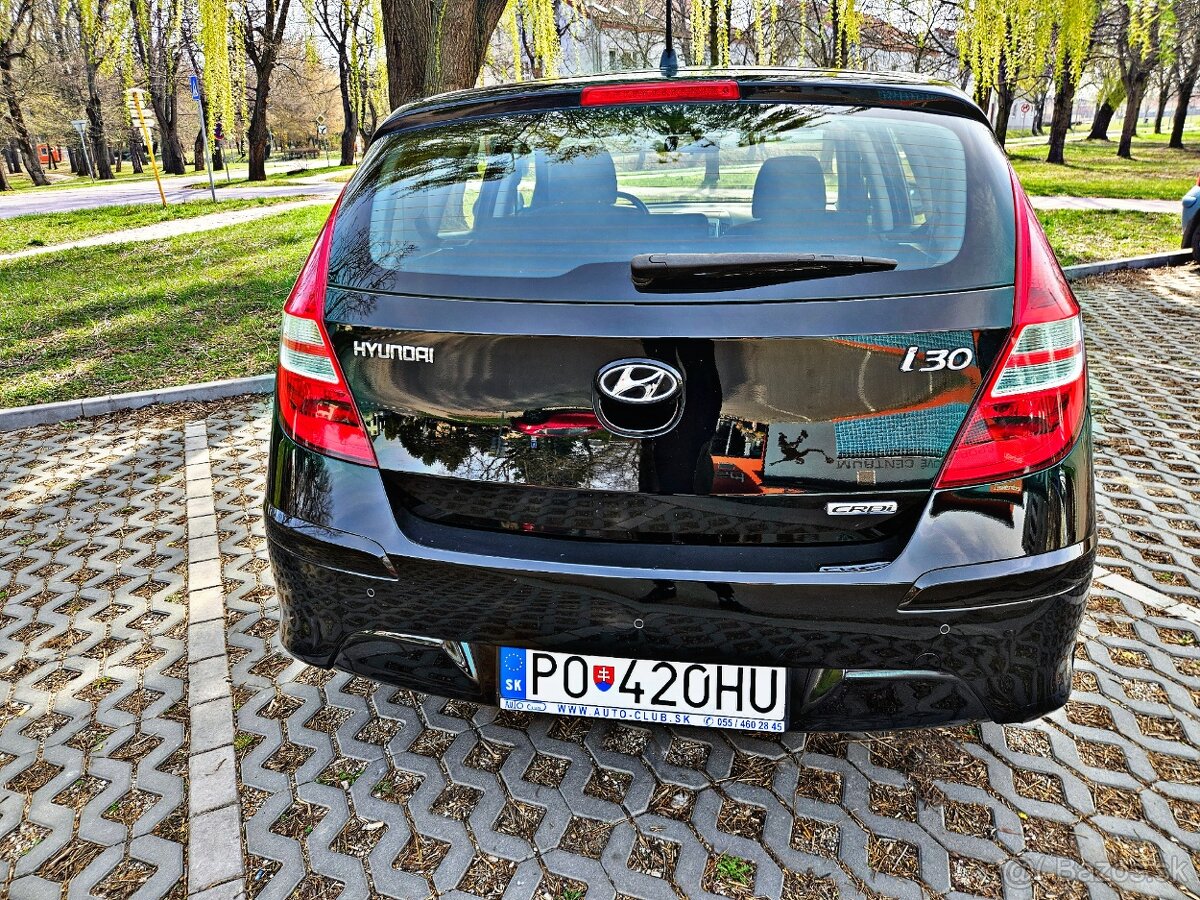 Hyundai i30 1.6 CRDi rv:9/2011 142 tis.km - 8