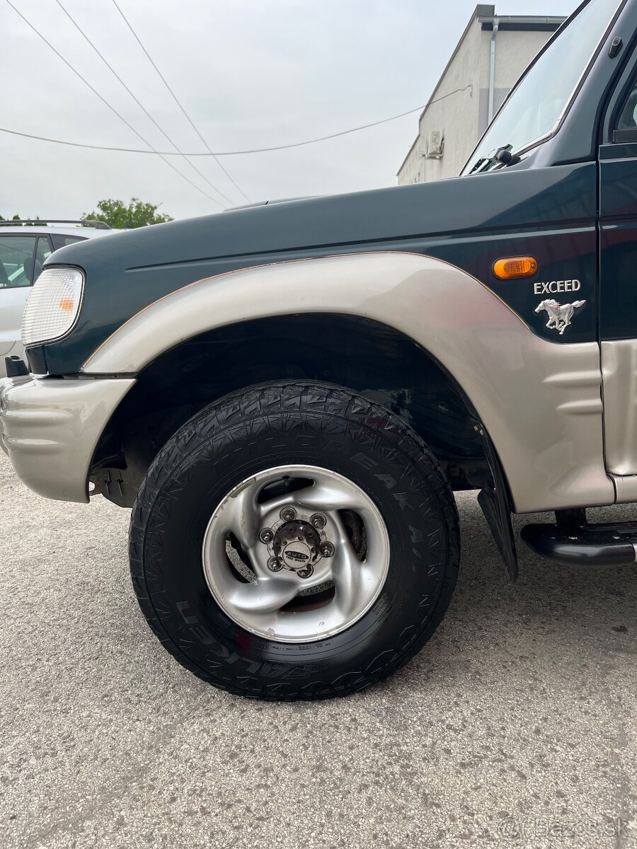 Hyundai Galloper 2.5 TDI 85kW = Ťažne, 7 Miestne = - 8