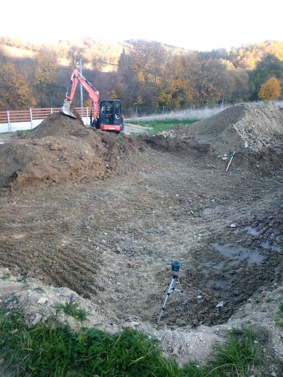 Zemné prace s UNC+minibager - 8