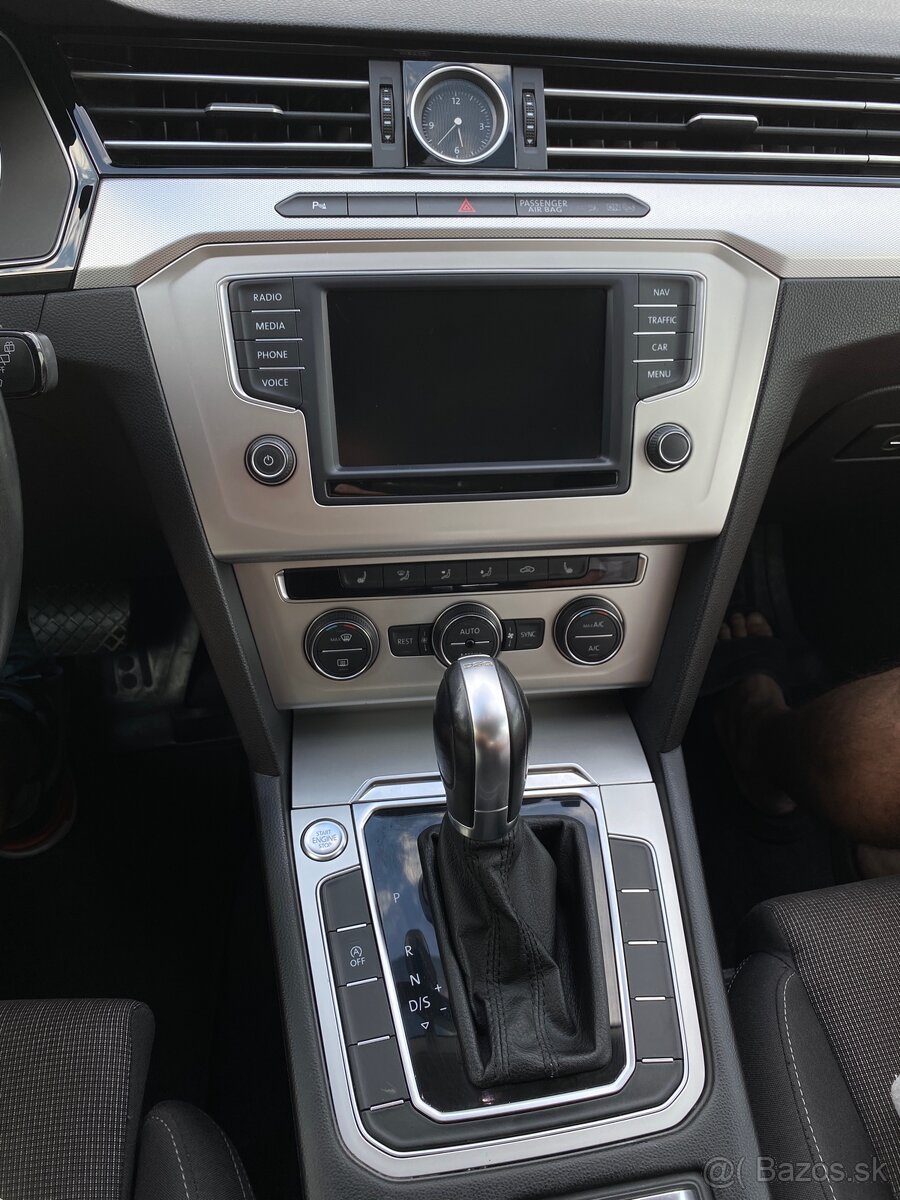 Volkswagen Passat B8 - 8